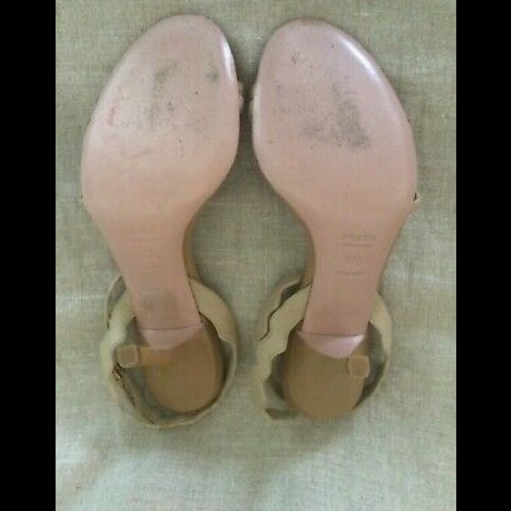 Prada Scalloped Sandals Tan Leather Ankle Strap - Picture 6 of 8